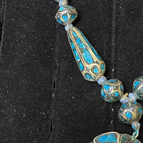 Vintage Blue Mosaic Beaded Necklace With Circular Pendant & Toggle Clasp - Picture 10 of 13